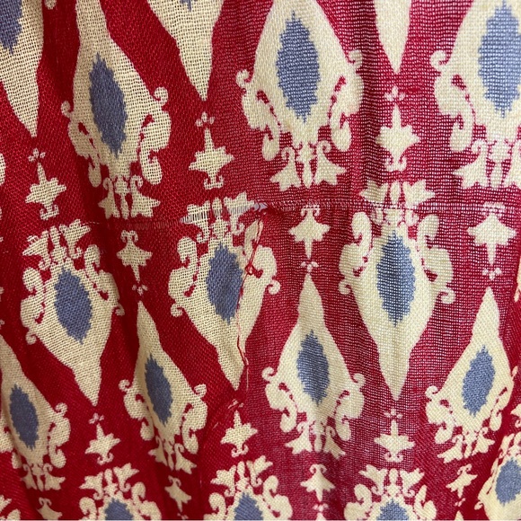 Bundle of 2 Fashion Scarves- Red and Blue - Picture 6 of 12